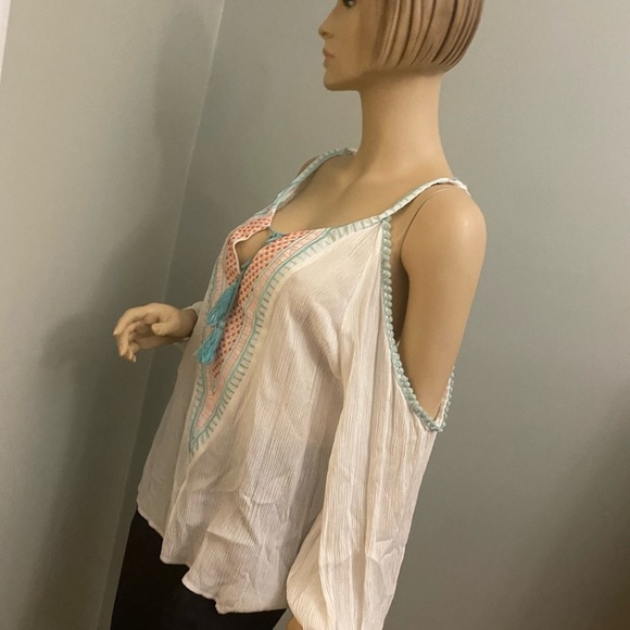 Bohemian style open shoulder and back blouse‎ 6 for $36 - Picture 4 of 10